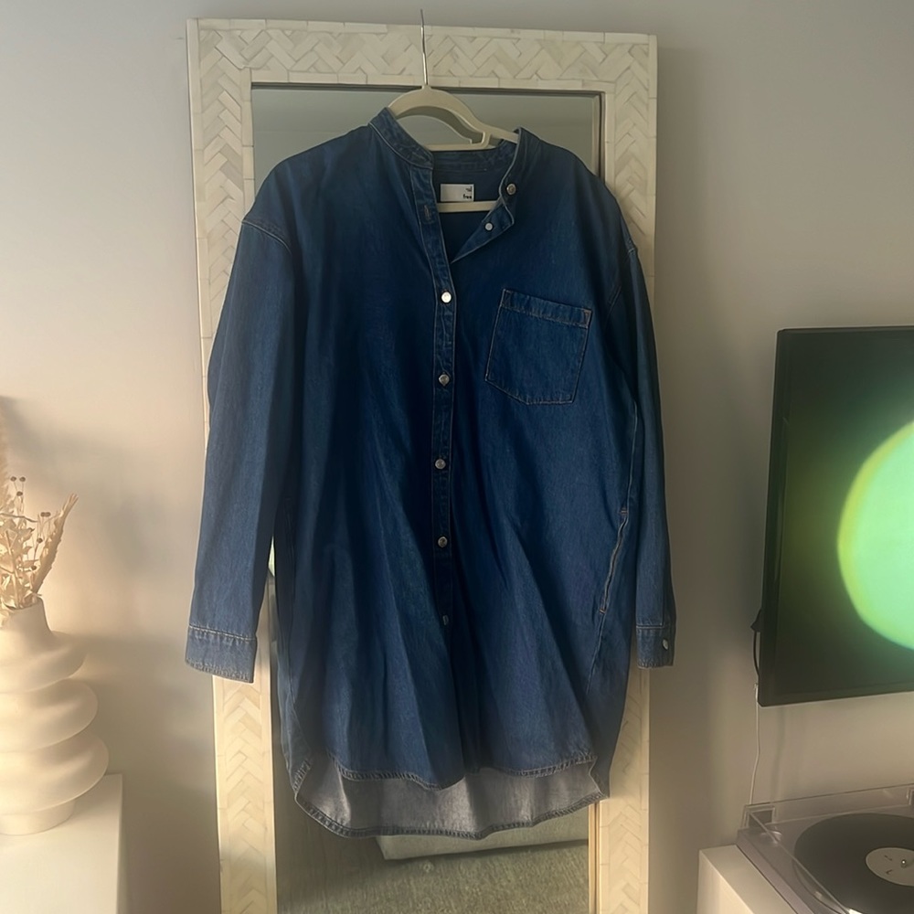 Aritzia long sleeve denim dress - Picture 2 of 2